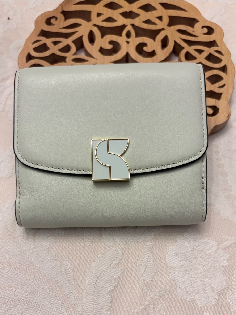 Kate Spade Dakota Bifold Flap Wallet - Sage Green LNC